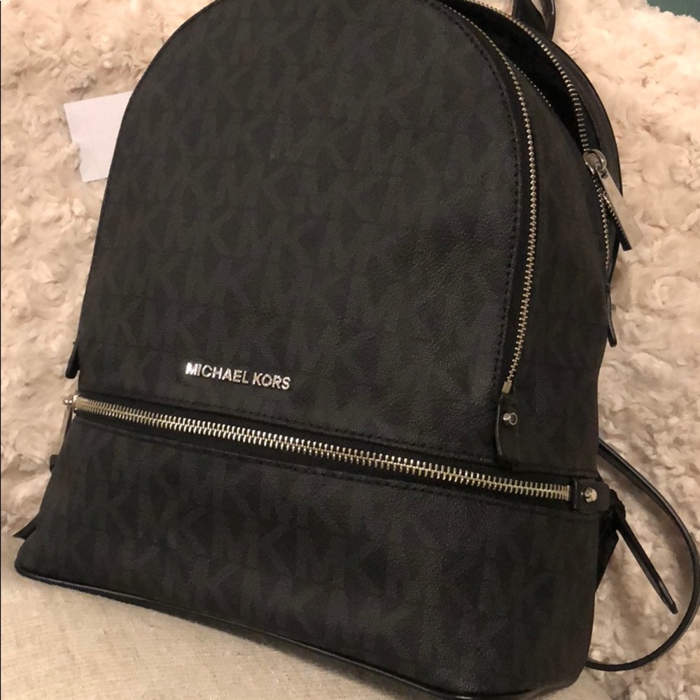 Michael Kors *brand new* rhea small backpack